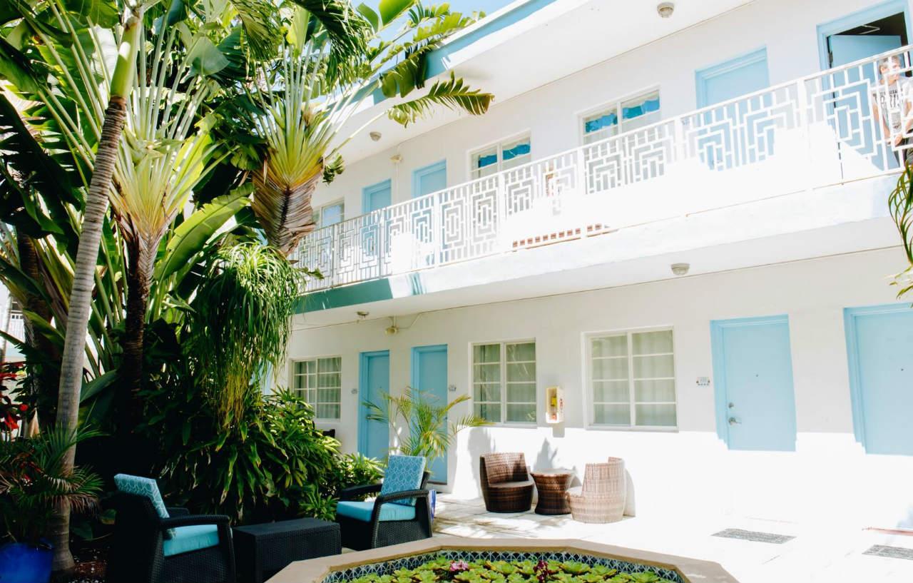 Aqua Hotel & Suites Маями Бийч Екстериор снимка